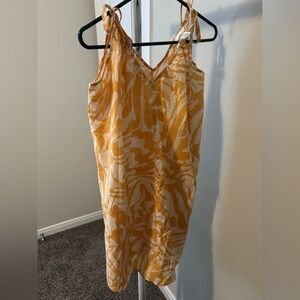 H & M SWIMSUIT COVER UP